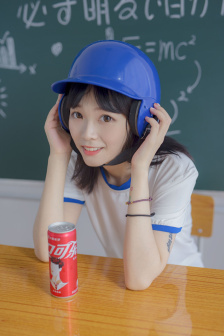 半夜装睡配合孩子趴趴