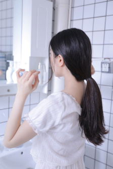半脱莲房露压欹PO