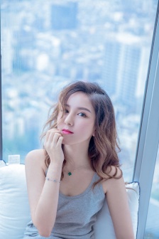 漂亮女秘书的秘密