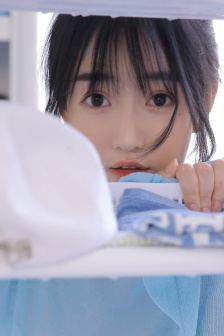 极品网红萌白酱金丝旗袍
